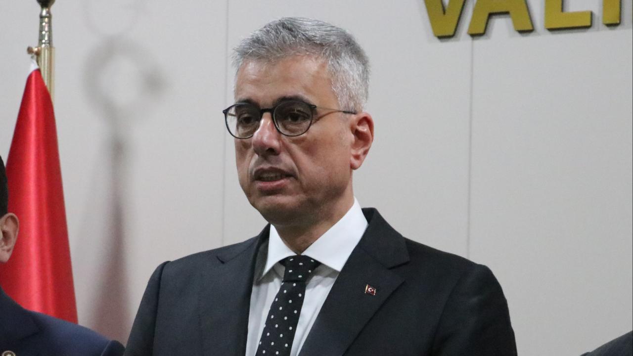 kemal-memisogluaa-2438290.jpg
