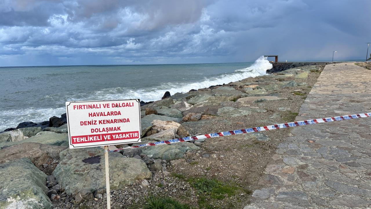 trabzon-dalga-deniz-aa-2486023.jpg