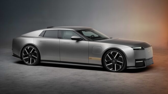 1.000 beygirlik elektrikli Jaguar Type 01 görücüye çıkarıldı