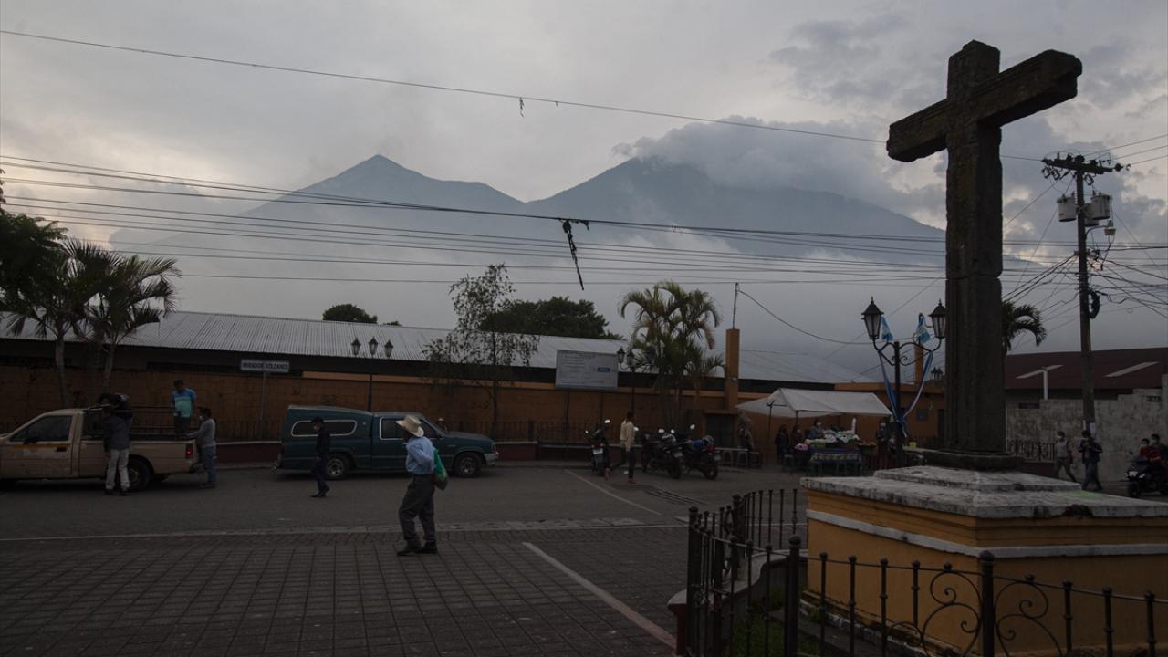 fuego-yanardagi-aa-1659745.jpg