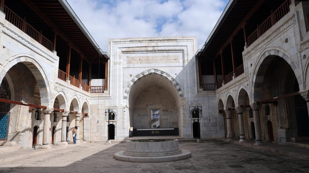 mavi-medrese-2494831.jpg