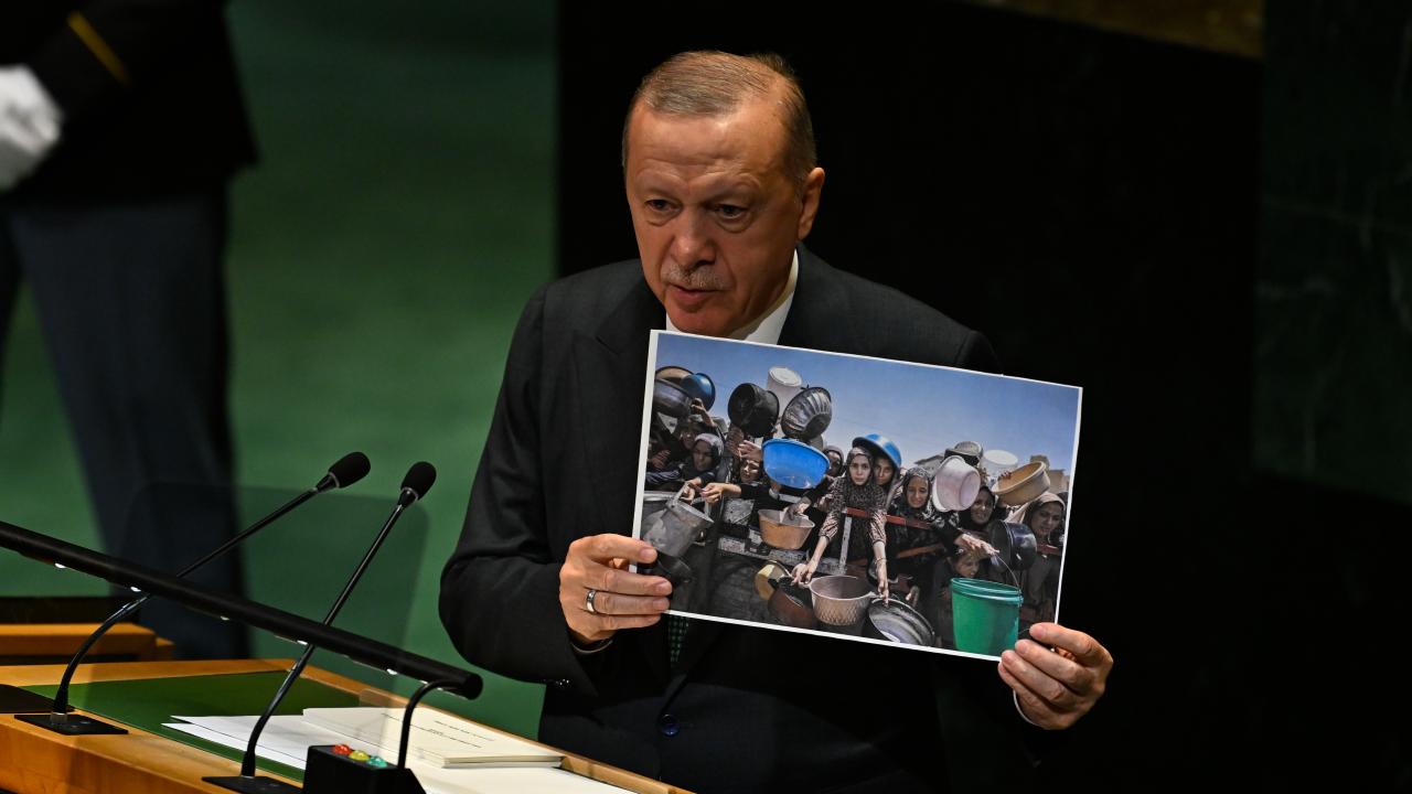 erdogan-bm-konusmasi-aa-2400844.jpg