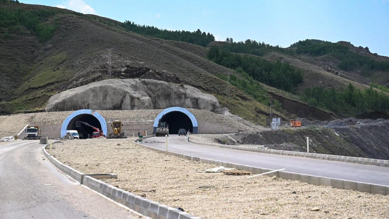 tunel-aa-2481375.jpg