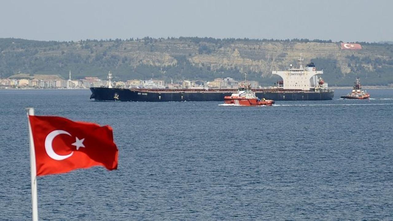 dis-ticaret-gemi-2081331.jpg