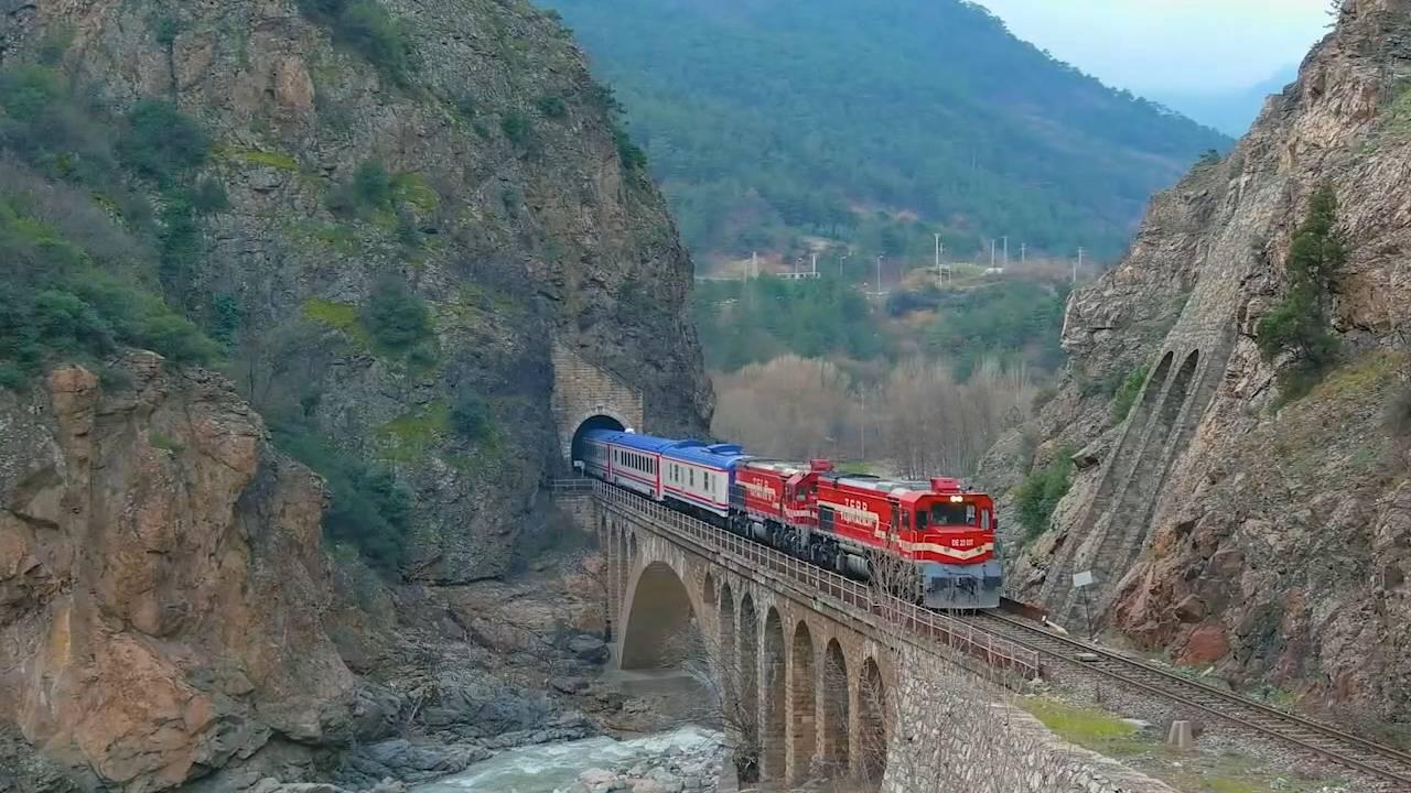 tren-2491827.jpg