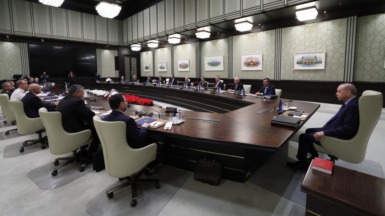 mgk-2480248.jpg