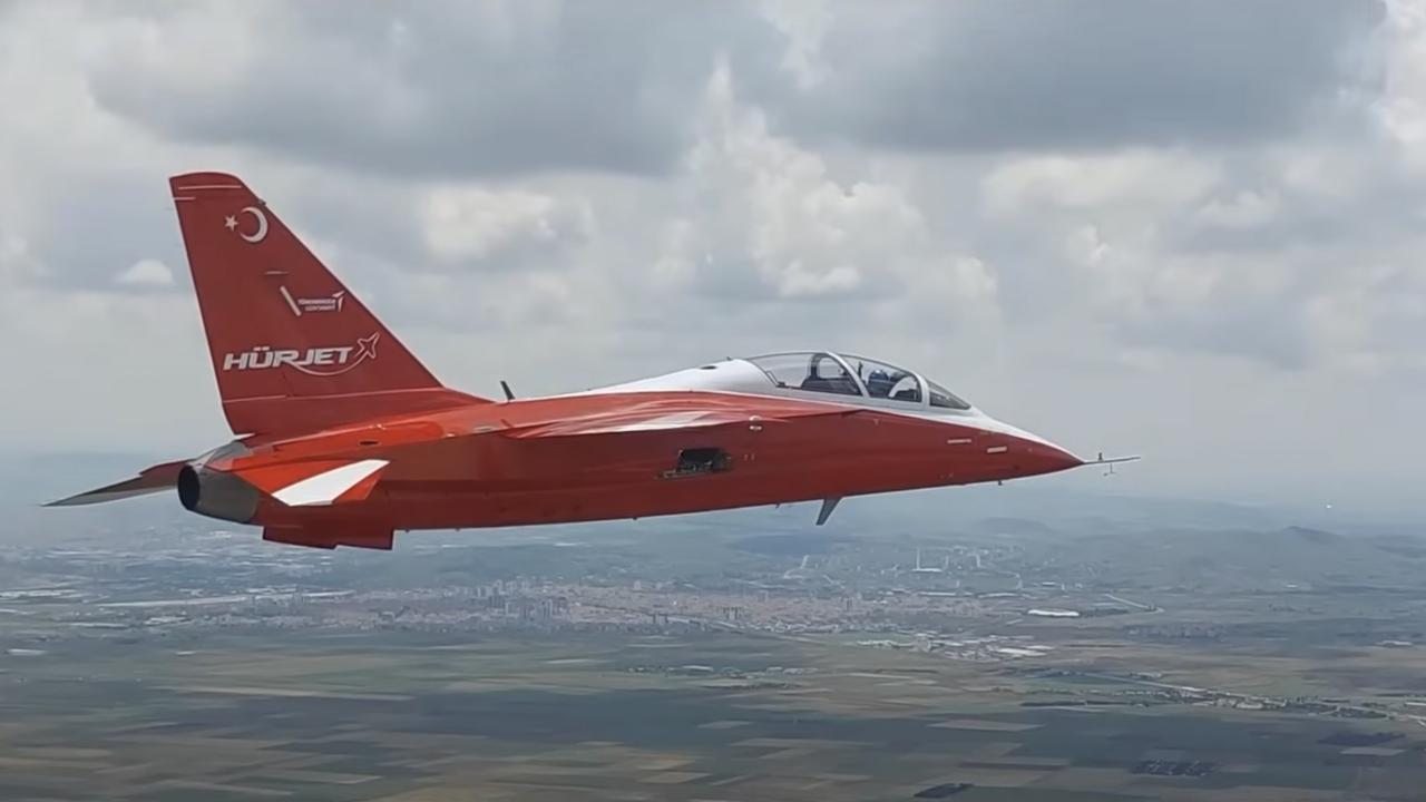hurjet-2494685.jpg