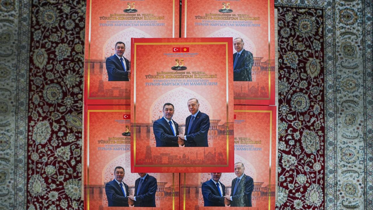 turkiye-kirgizistan-kitap-aa-2486087.jpg