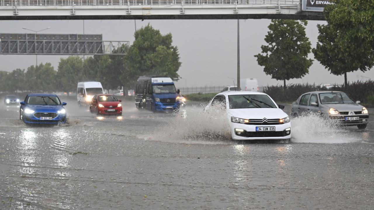ankara-saganak-2468572.jpg
