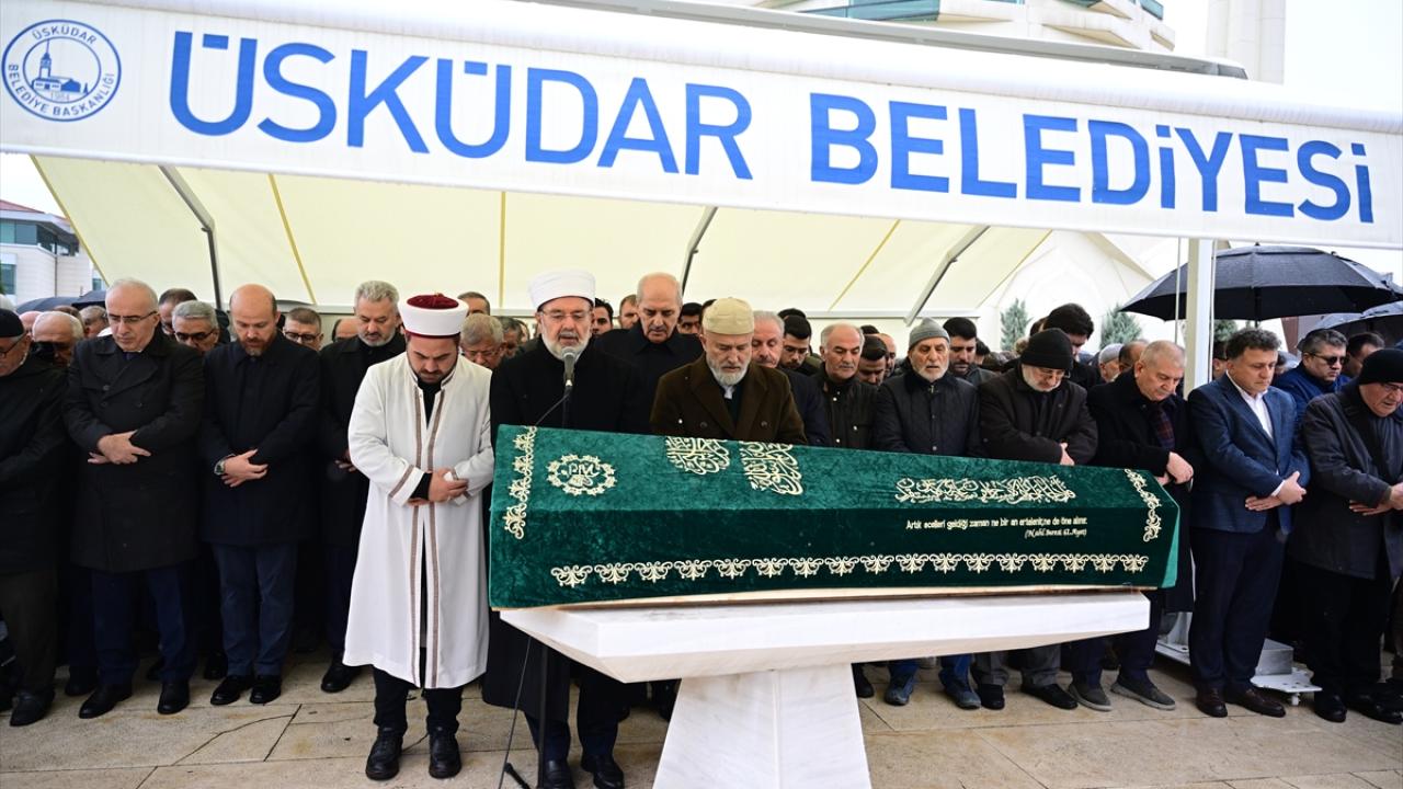 cevat-ozkaya-aa-2496563.jpg