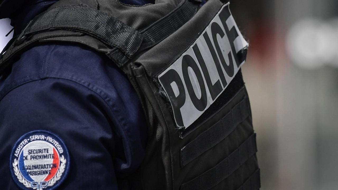 fransa-fransiz-polisi-aa-2065251.jpg