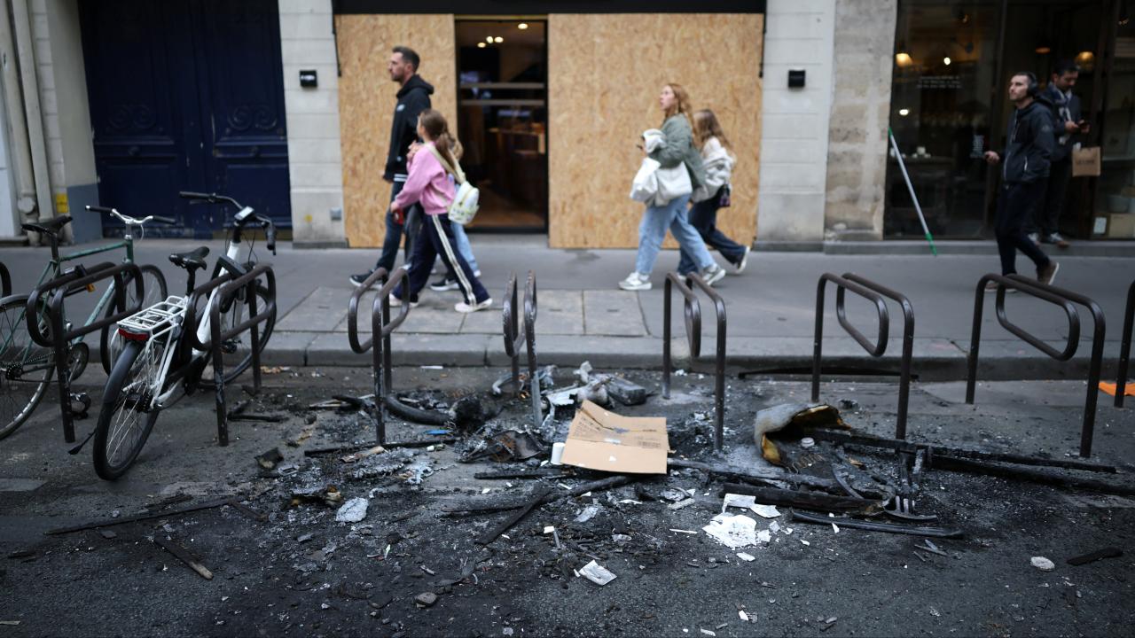 fransa-protesto-2497536.jpg