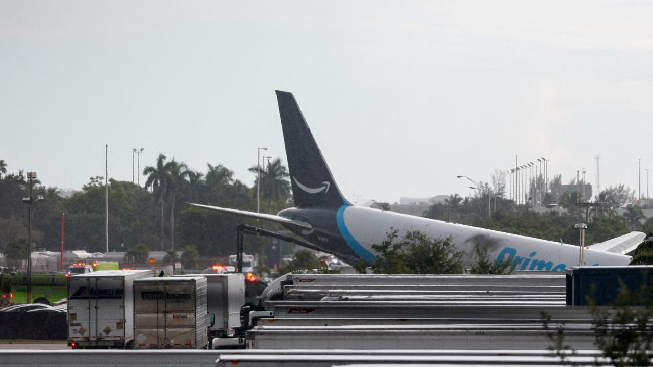 miami-ucak-pistten-cikti-reu-2487251.jpg