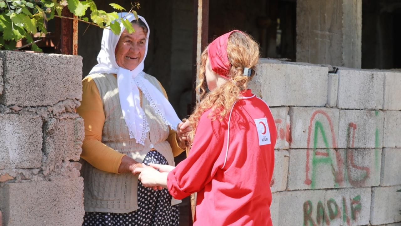 turk-kizilay-2487859.jpg