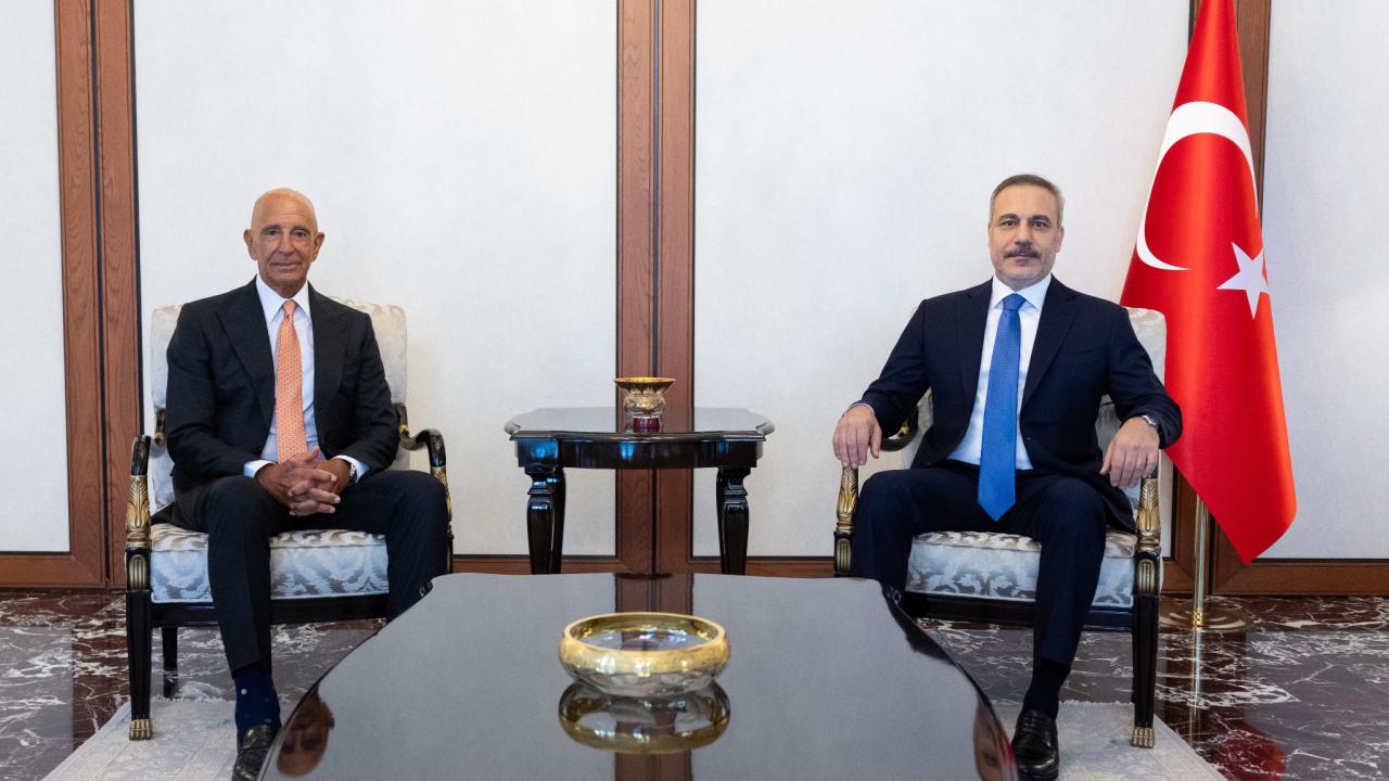 hakan-fidan-tom-barrack-2478400.jpg