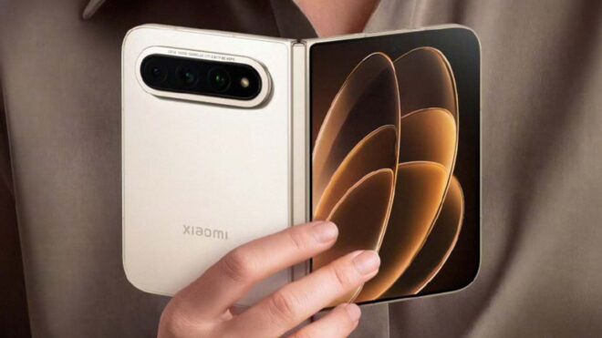 Katlanabilir telefon Xiaomi 18 Fold resmi olarak tanıtıldı