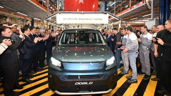 Citroen Berlingo, Fiat Doblo, Opel Combo ve Peugeot Rifter modellerinin Bursa merkezli üretimi başladı