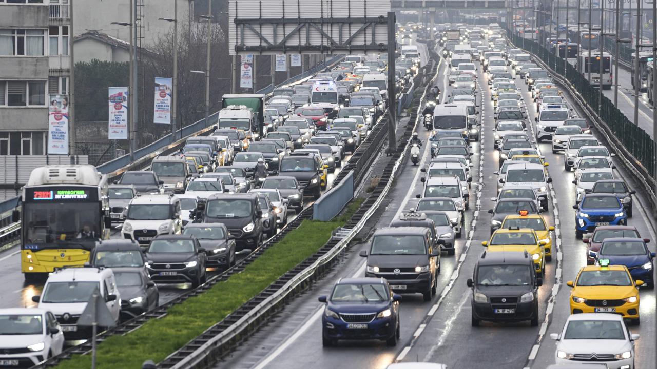 istanbul-trafikaa-2438191.jpg